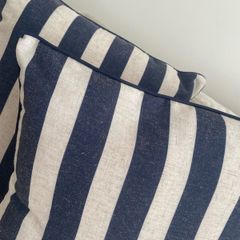 ShabbyChic Set of 2  Reversible cushion