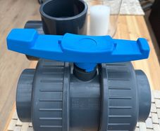 Pond 4 Inch connectors