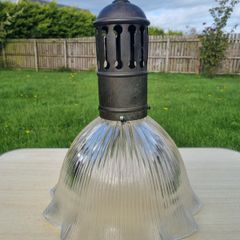 Original hanging ceiling lamp with a ribbed shade made of holophane glass (Holophane)