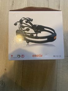 EEG emotiv headset - epoc