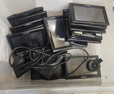 garmin sat nav job lot