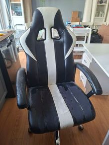 Gaming chair