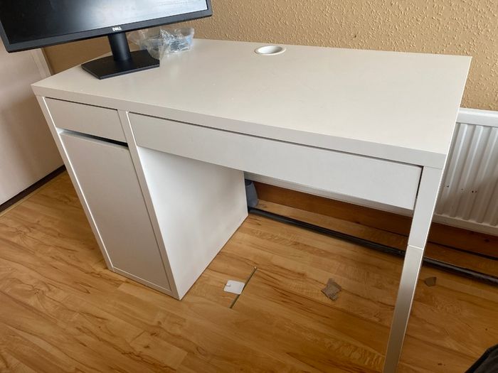 Ikea Micke Desk