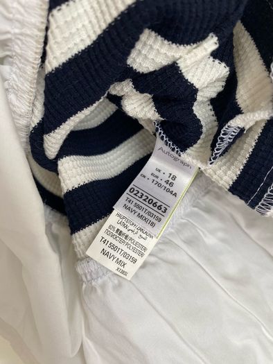 M&S blouse size 18 like new