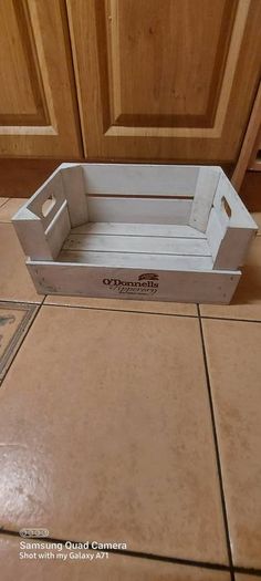 wooden display advertising crisps crate,good condition, buyer collects,or pays postage,