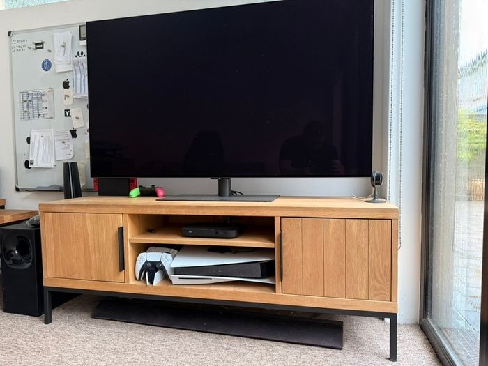 EZ Living Solid Oak TV Stand / Media Uni