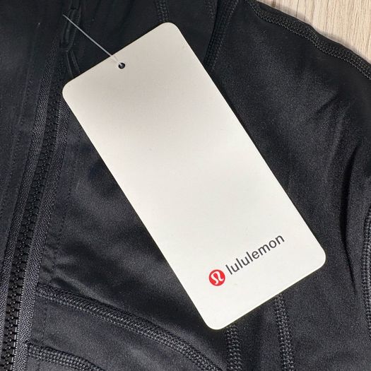 Lululemon set size 6