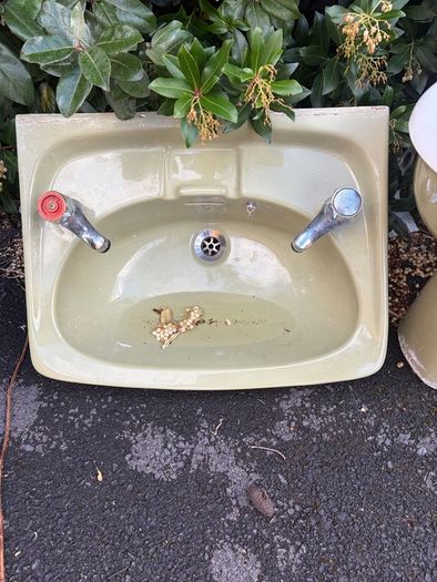 avocado bathroom set