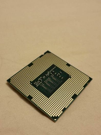 Intel Core i5 4690 - Quad Core CPU (3.5GHZ)