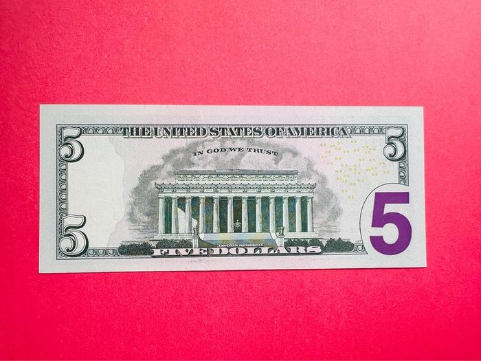 Usa  5  Dollars   2013 . Letter  (  B 2 )  NEW YORK CITY   ( Uncirculated )