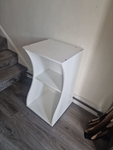 White Fluval Flex 57L curved aquarium stand