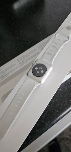 apple watch series 3