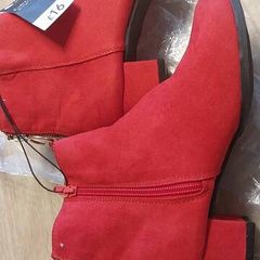 boots size 3