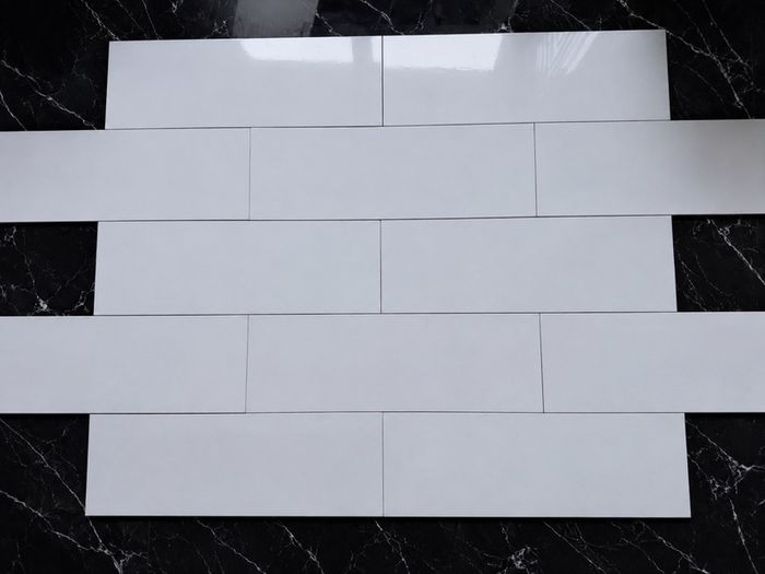 Spanish floor and wall tiles glossy 16 boxes 17.20 square meters