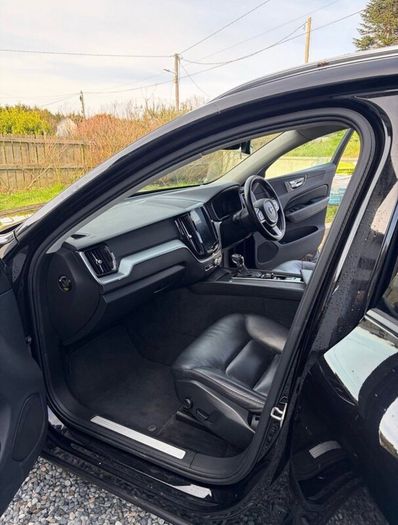 Volvo Xc60 2.0 D4 Awd Momentum Reduced To Sell