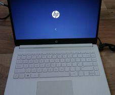 Hp 14s-fq0017/amd 3020e/4gb ram/60Gb ssd/14"/win 10