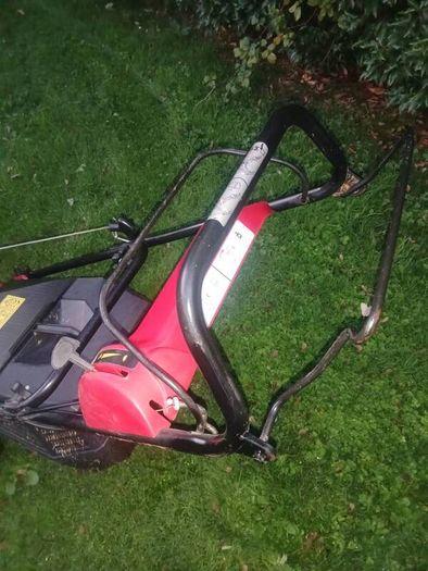 Castlegarden Self Drive Lawnmower