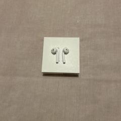 A2032 Apple AirPods - No case with box
