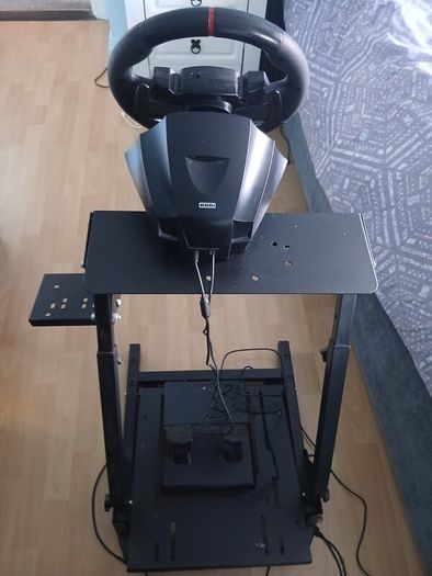 HORI Overdrive Racing Wheel for XBOX , pedals and stand