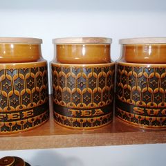 Hornsea storage jars