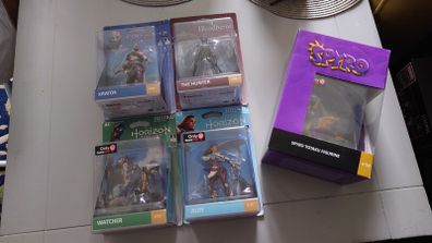Totaku Playstation Figures