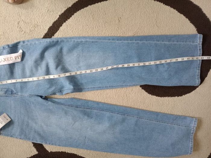 womens jeans M