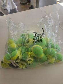 Tennis balls