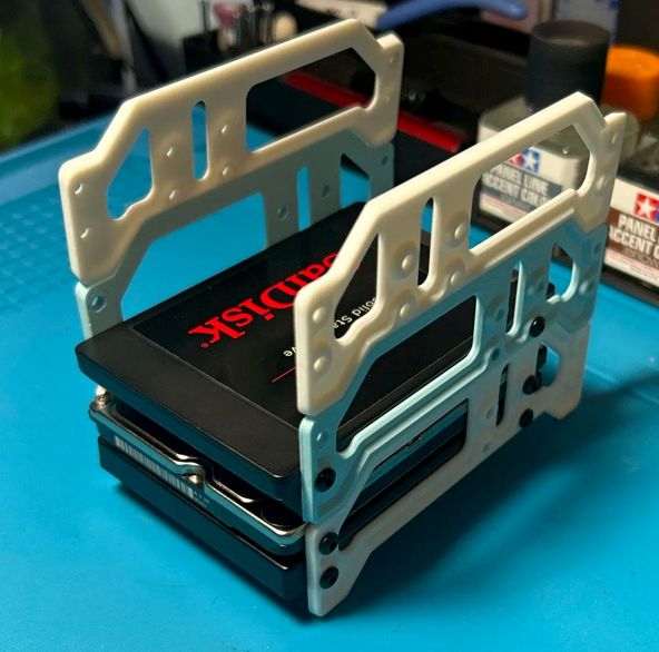 Minimal HDD/SSD Tray holder