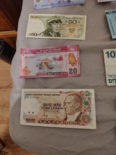 A diverse lot of notes from all over the world