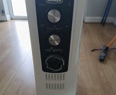 DeLonghi Dragon 4 Oil Filled Radiator