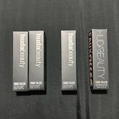 Huda Beauty Faux Filler Extra Shine Lip Gloss