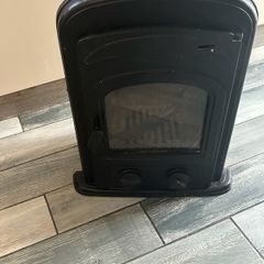 stove almost new condition , only used very little