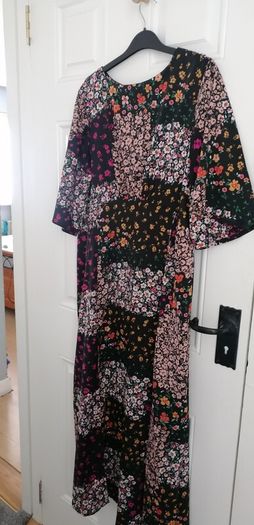 dresses  all size 16   five euro each