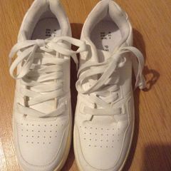 Trainers size 10, EUR size 43 brand new
