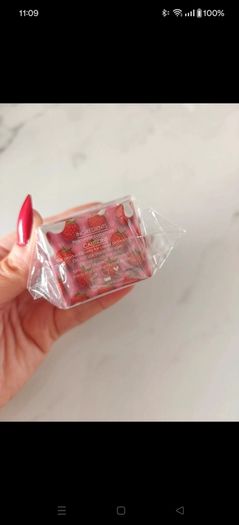 Lash remover