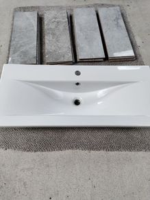 Wash hand basin and tiles