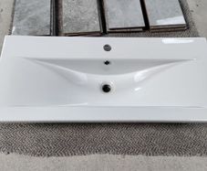 Wash hand basin and tiles