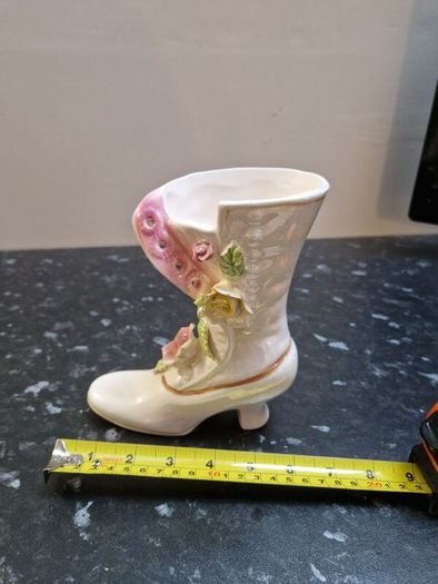 porcelian boot