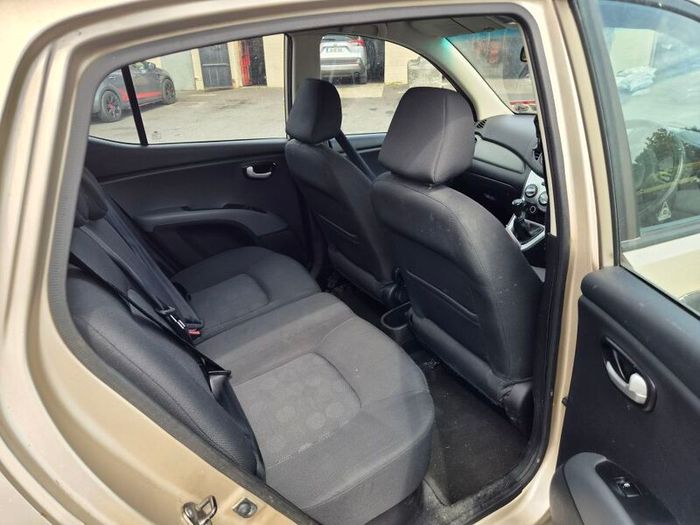 Hyundai i10 2010 1.2 Petrol Golden New NCT