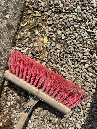 Large heavy duty yard brush