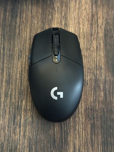 Logitech G305 Lightspeed Wireless Gaming Mouse - Black