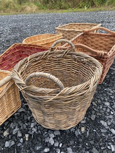 6 wicker baskets