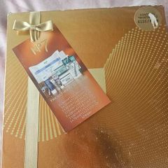 No 7 Gift Set