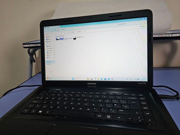 HP Compaq CQ58 Laptop Intel Celeron, 8GB RAM, Samsung 128GB SSD + Extra Storage Toshiba 750GB External USB HDD.