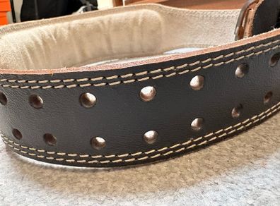 weightlifting belt