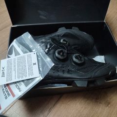 Lake Gravel Cycling Shoes MX238-X Size 9.5 or 9