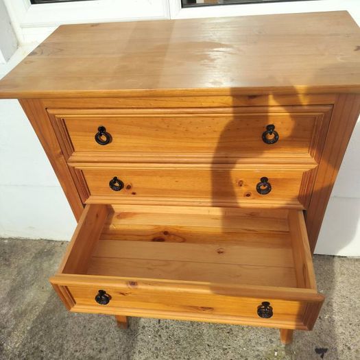 Chest of 6 drawers