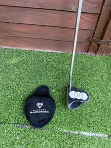 Black diamond putter