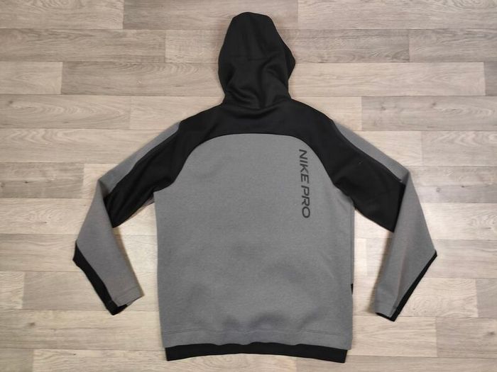 Nike Pro Center Swoosh Hoodie Mens Medium