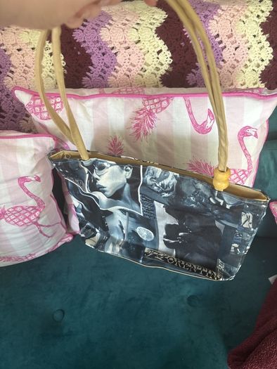hand bag